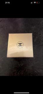 Chanel Sublimage La Crème Lumière - Nieuw!, Overige kleuren, Gehele gezicht, Nieuw, Ophalen of Verzenden