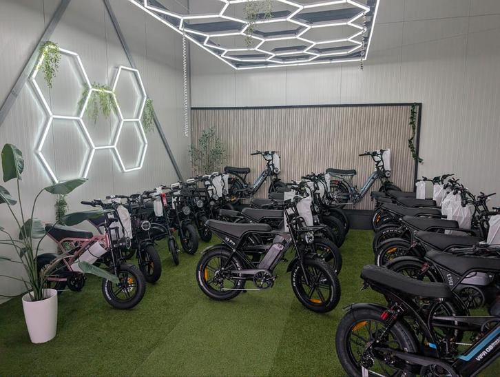 Fatbike Ouxi C80 V20 Mini | V8 | H9 | V20 Pro | V8 pro | Q8, Fietsen en Brommers, Minibikes, Midibikes en Pitbikes, Zo goed als nieuw