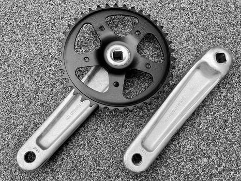 Satellite Crankstel set met Kettingblad 38T, Fietsen en Brommers, Fietsaccessoires | Overige Fietsaccessoires, Ophalen