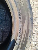 Zo goed als nieuwe autobanden te koop., Auto-onderdelen, Banden en Velgen, Ophalen, 245 mm, Nieuw, 17 inch