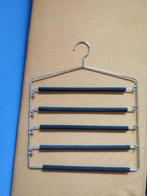 Ruimtebesparende broekhanger, Ophalen, Zo goed als nieuw, Metaal, Volwassenen