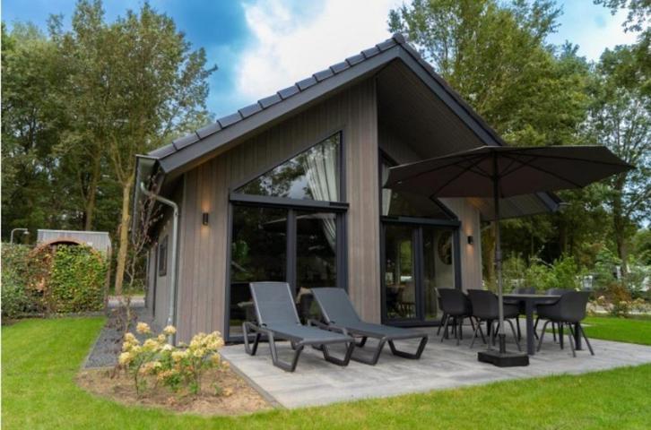 Vakantiewoning Bungalow Brabantse Kempen Eigen Grond Te Koop, Vakantie, Vakantiehuizen | Nederland, Noord-Brabant, Chalet, Bungalow of Caravan
