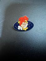 Efteling pin wijzende Pardoes, Ophalen of Verzenden, Nieuw, Button of Speldje