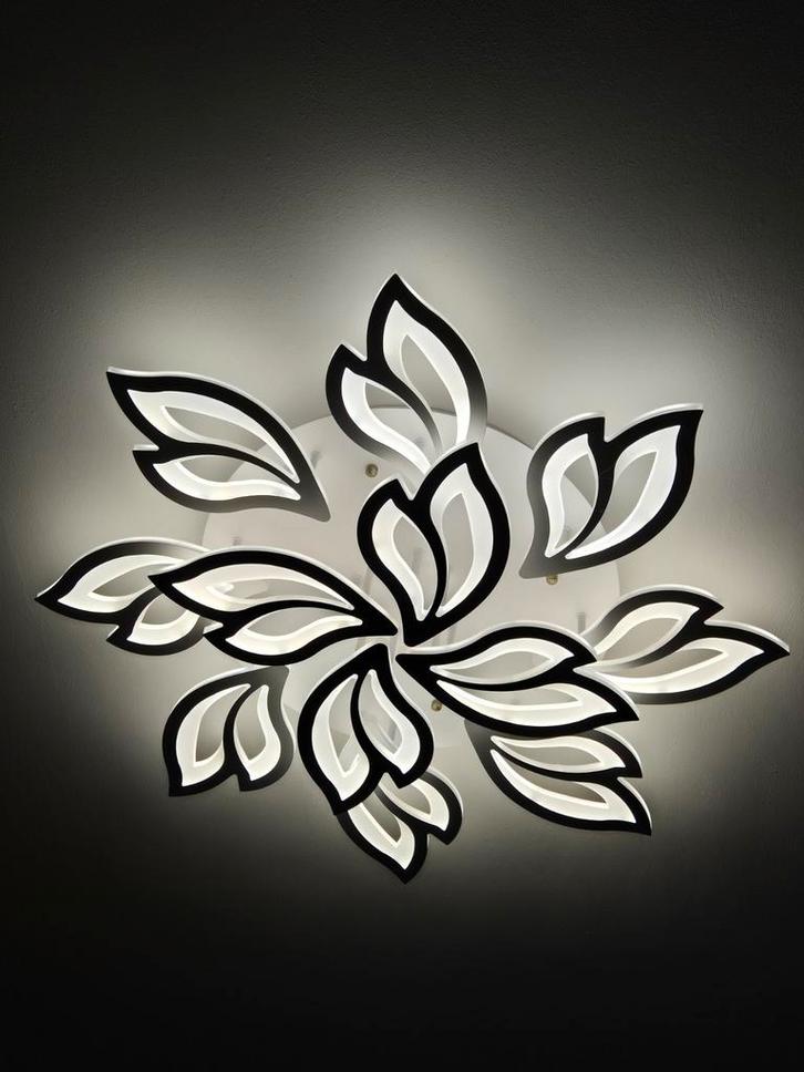 Iralan plafonlamp, Huis en Inrichting, Lampen | Wandlampen, Zo goed als nieuw, Ophalen of Verzenden