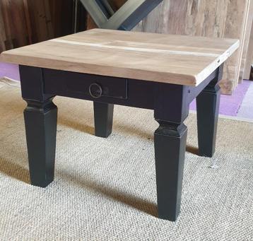 Salontafels van Massief eiken, teak en suar hout beschikbaar voor biedingen