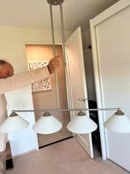 Moderne hanglamp met 4 glazen kappen, Huis en Inrichting, Lampen | Hanglampen, Ophalen, Zo goed als nieuw, Glas, 50 tot 75 cm