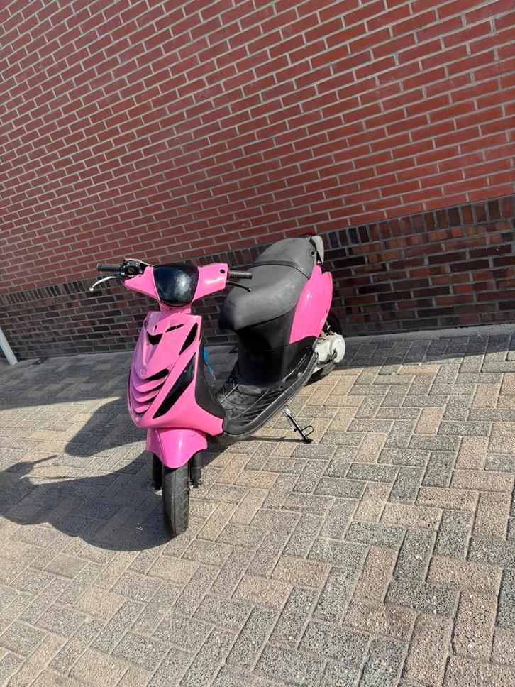 Piaggio zip 2t 70cc WOK brom, Fietsen en Brommers, Scooters | Piaggio, Gebruikt, Zip, Tweetakt, Ophalen