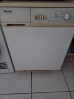Miele CONDENSDROGER novotronic 1565C, Ophalen, Gebruikt, 4 tot 6 kg, Voorlader