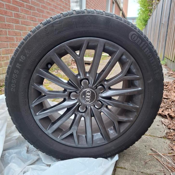Audi A3 Winterset 205/55/R16 Velgen schadevrij!, Auto-onderdelen, Banden en Velgen, Winterbanden, 16 inch, 205 mm, Ophalen