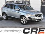 Volvo XC60 3.2 AWD Momentum automaat / zwart leer / panorama, Automaat, Euro 5, Gebruikt, Zwart