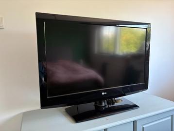 LG 37LF2500 TV - 37 inch FullHD beschikbaar voor biedingen