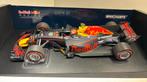 F1 red bull rb13 max Verstappen 2017 minichamps 1.18, Hobby en Vrije tijd, Modelauto's | 1:18, Ophalen of Verzenden, MiniChamps