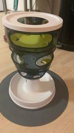 Kattentoren voor brokjes kat, Dieren en Toebehoren, Ophalen, Nieuw