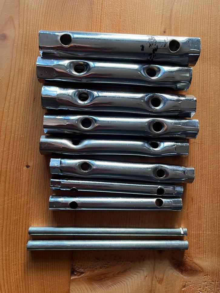 Set pijpsleutels, Doe-het-zelf en Verbouw, Gereedschap | Handgereedschap, Zo goed als nieuw, Ophalen of Verzenden