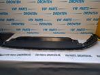 Bumper onderplaat van een Volkswagen Caddy
