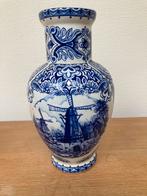 Vaas T Delft Bleau, Antiek en Kunst, Ophalen of Verzenden