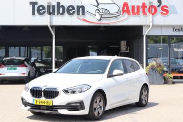 BMW 1-serie 118i Executive Edition Navigatie, Cruise control beschikbaar voor biedingen