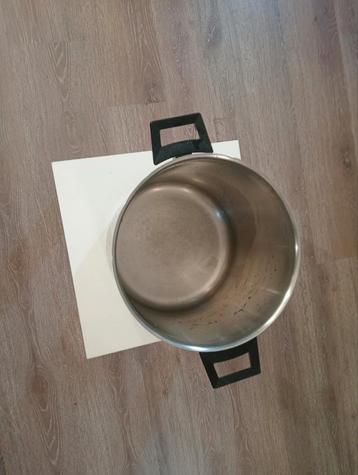 Grote RVS Kookpan - 10 Liter beschikbaar voor biedingen