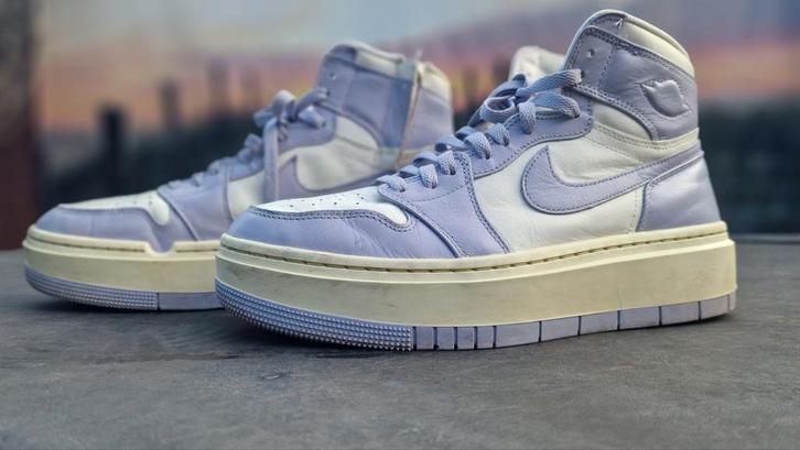 Air Jordan 1 High Elevate Titanium US12, Kleding | Dames, Schoenen, Zo goed als nieuw, Sneakers of Gympen, Overige kleuren, Ophalen of Verzenden