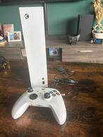 Xbox Series S met controller en draadloze oplader, Ophalen of Verzenden, Zo goed als nieuw