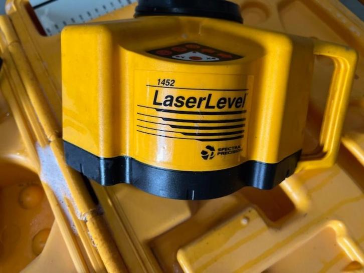 Bouwlaser spectra precision 1452 laser, Doe-het-zelf en Verbouw, Meetapparatuur, Zo goed als nieuw, Afstand, Ophalen