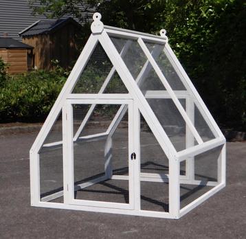 Mooie grote ren voor pluimvee of knaagdieren  beschikbaar voor biedingen