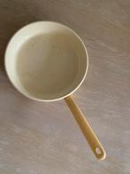 Gele reiss koekenpan 20 cm, Ophalen of Verzenden, Zo goed als nieuw, Overige materialen, Koekenpan of Braadpan
