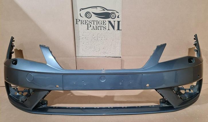 Voorbumper Seat Leon 3 III 5F FACELIFT KLS PDC bj.2017-2021, Auto-onderdelen, Carrosserie en Plaatwerk, Bumper, Voor, Gebruikt