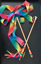 Regenboog linten met stokjes, Ophalen, Zo goed als nieuw, Knutselen