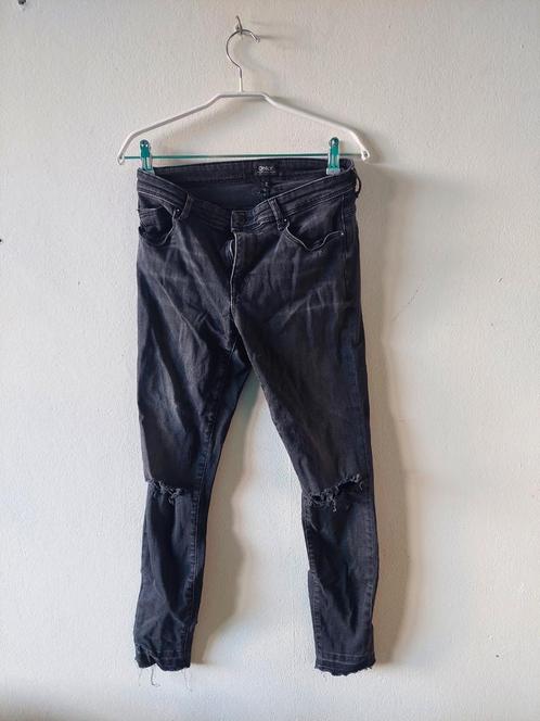 🔥 Stoer & Trendy – Zwarte Ripped Jeans (S) 🔥, Kleding | Dames, Spijkerbroeken en Jeans, Gedragen, W27 (confectie 34) of kleiner