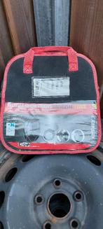 Sneeuwketting + winterbanden, Auto diversen, Sneeuwkettingen, Ophalen, Gebruikt