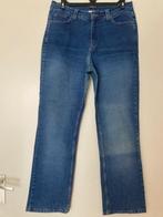 Jeans 5 pocket blauw recht en hoog model Essentials maat 44, Kleding | Dames, Spijkerbroeken en Jeans, Gedragen, Overige jeansmaten