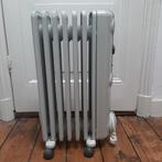 Olieradiator Delonghi, Doe-het-zelf en Verbouw, Verwarming en Radiatoren, Ophalen, 30 tot 80 cm, Radiator, Zo goed als nieuw