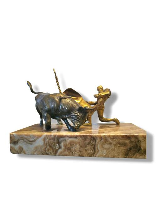 Bronzen Stierengevecht op Marmeren Voet, Antiek en Kunst, Antiek | Koper en Brons, Brons, Ophalen of Verzenden