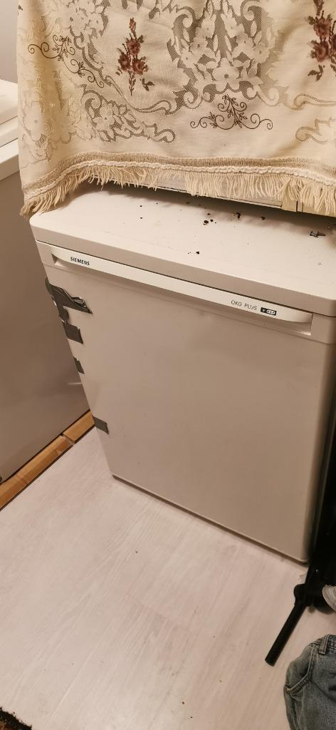 Siemens Tafelmodel Vriezer - GRATIS, Witgoed en Apparatuur, Vriezers en Diepvrieskisten, Gebruikt, Vrijstaand, Vrieskast, Minder dan 85 cm