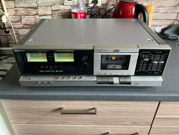 JVC KD-S201 in nette staat herft onderhoud gehad zie info beschikbaar voor biedingen