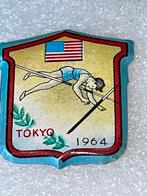 Tokyo 1964 Speldje Hoogspringen USA, Ophalen of Verzenden, Gebruikt, Sport, Speldje of Pin