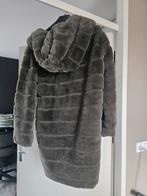 Furry coat, heerlijk zacht - groen maat S/M, Ophalen, Zo goed als nieuw, Maat 38/40 (M), Groen