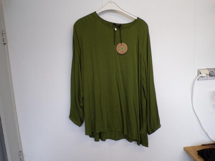 Groen viscose tuniek Frapp maaat 54 nieuw, Kleding | Dames, Grote Maten, Nieuw, Blouse of Tuniek, Groen, Ophalen of Verzenden