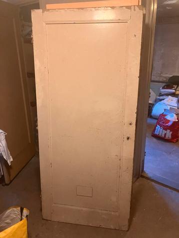 Binnedeur 195x88 beschikbaar voor biedingen