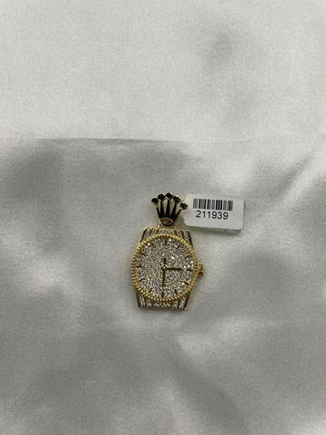Geelgouden hanger beschikbaar voor biedingen