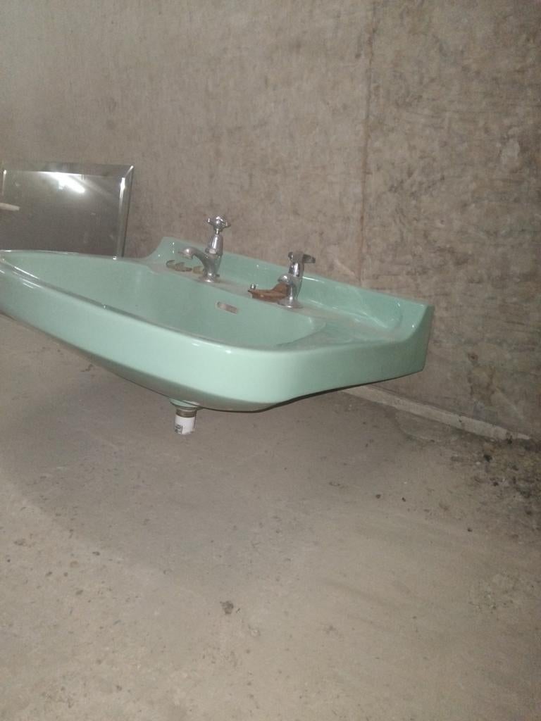 Retro vintage wastafel met spiegel en marmeren achterwand, Ophalen, Gebruikt, 100 tot 150 cm, Overige typen