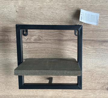 Wandplank 18x12x18cm - Nieuw beschikbaar voor biedingen