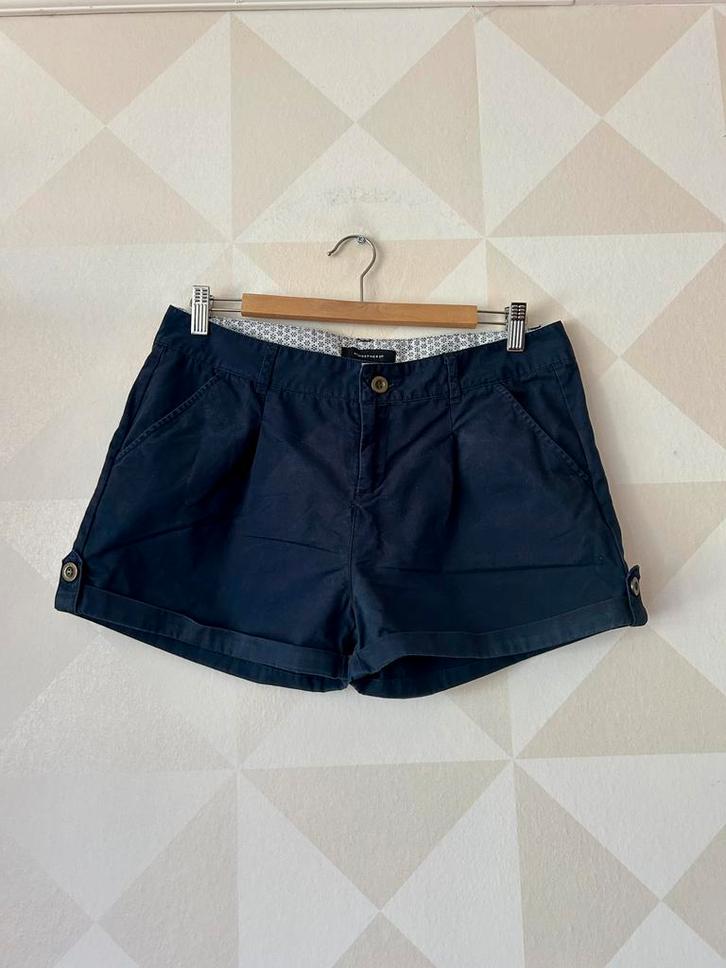 Atmosphere korte broek donkerblauw M/40, Kleding | Dames, Broeken en Pantalons, Zo goed als nieuw, Maat 38/40 (M), Blauw, Kort