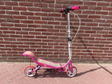 Space scooter beschikbaar voor biedingen