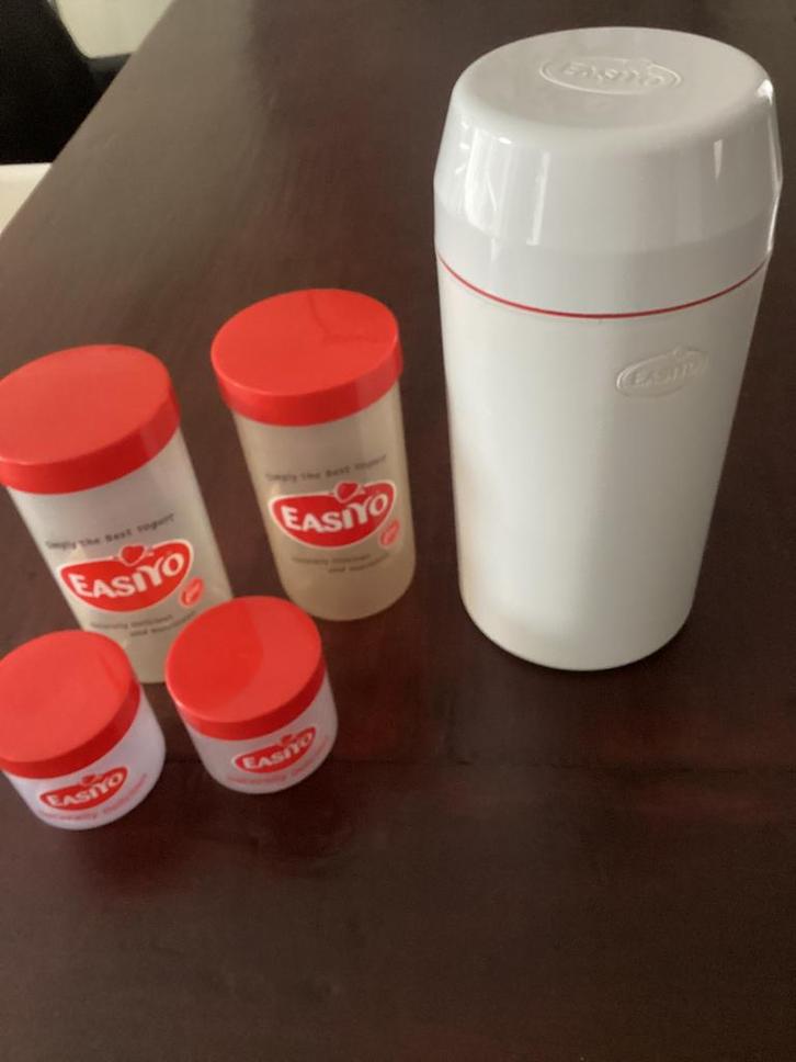 Easiyo yoghurtmaker, Huis en Inrichting, Keuken | Tupperware, Gebruikt, Overige typen, Wit, Ophalen
