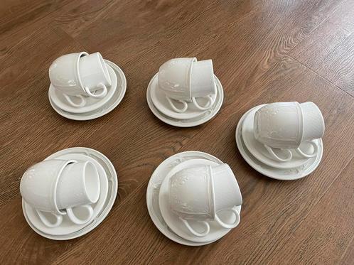Kop en schotel Villeroy en Boch, Huis en Inrichting, Keuken | Servies, Zo goed als nieuw, Kop(pen) en/of Schotel(s), Overige stijlen