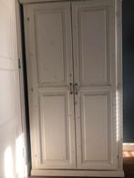 Crème houten kast met verstelbare planken en kledingrek, Met plank(en), Gebruikt, 150 tot 200 cm, Overige houtsoorten
