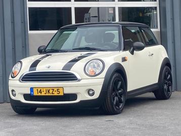 Mini Mini 1.4 One Navigatie, Airconditioning, 17 inch, Apk 0 beschikbaar voor biedingen
