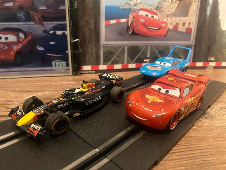 Carrera Go Racebanen - Compleet!, Kinderen en Baby's, Speelgoed | Racebanen, Gebruikt, Racebaan, Elektrisch, Carrera, Met looping